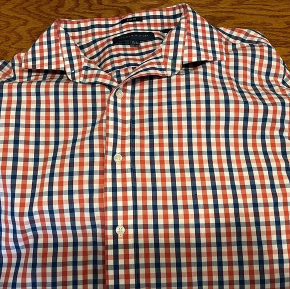 2 for $12 Tommy Hilfiger Slim Fit Shirt. Add to 2 for $12 bundle for discount. - Picture 3 of 3